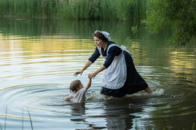Kasambahay, Iniligtas Ang Anak Ng Milyonaryo—Pero May Mas Malalim Na Lihim Pala!